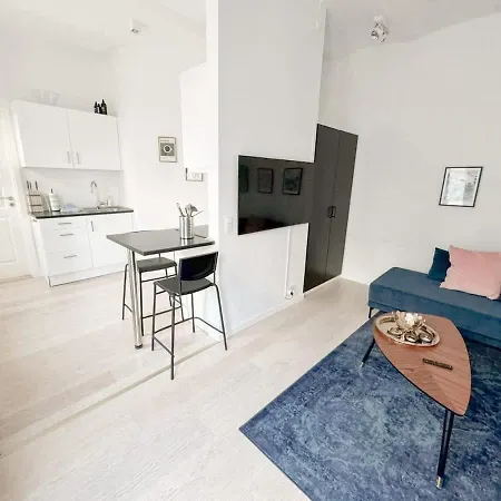 アパート Cozy & Quiet 1br In The Heart Of オールフス